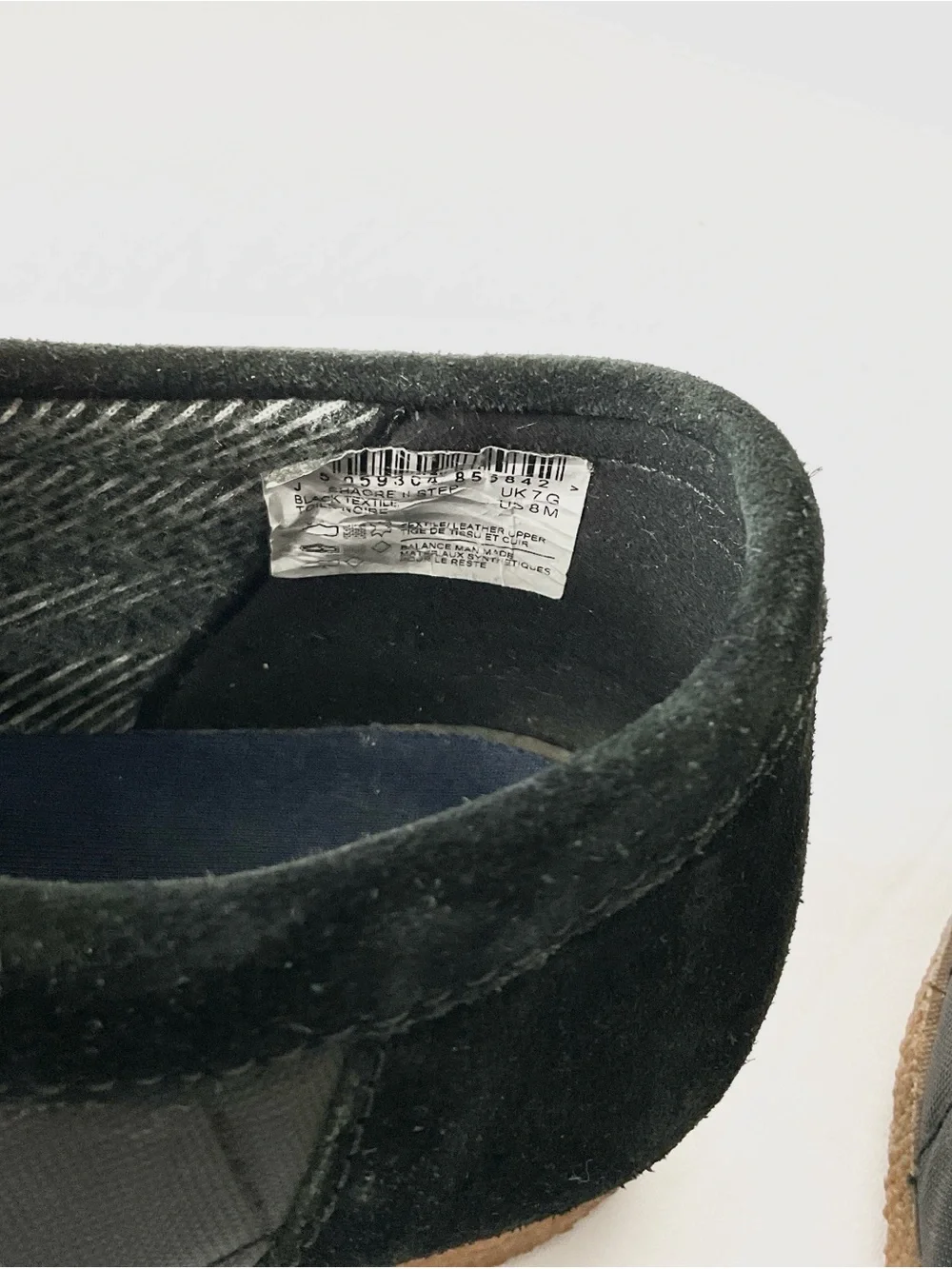 Clarks Quilted Slip-On Loafers in Black Size 8M